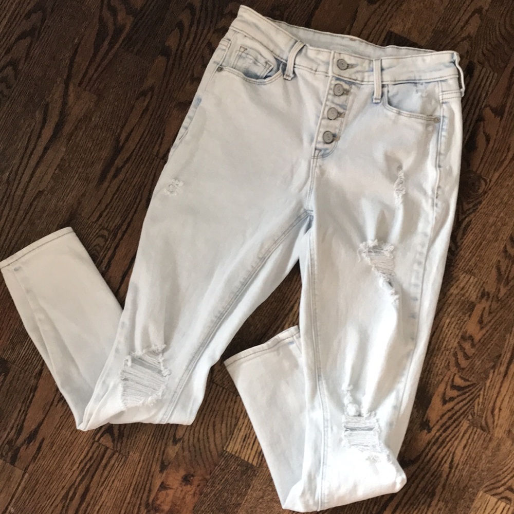 Old Navy Super Skinny Distressed High Rise Rockstar Jeans